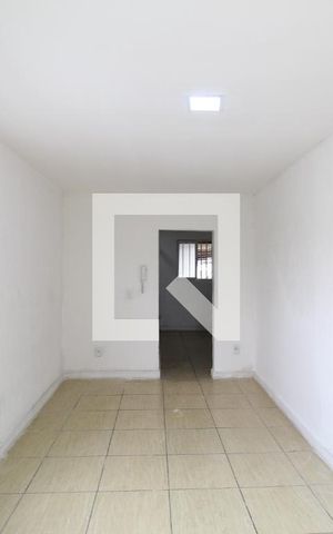 Casa à venda com 64m², 1 quarto e sem vagaSala