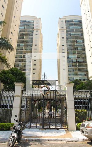 Apartamento para alugar com 136m², 3 quartos e 2 vagas Apartamento para alugar com 136m², 3 quartos e 2 vagasFachada