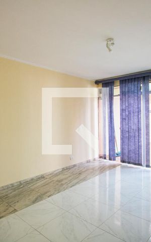 Casa para alugar com 300m², 3 quartos e 4 vagasSala 1