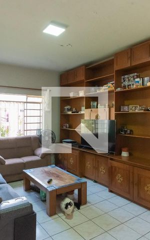 Casa à venda com 137m², 3 quartos e 1 vaga Casa à venda com 137m², 3 quartos e 1 vagaSala