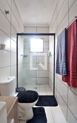 Casa à venda com 108m², 2 quartos e sem vagaBanheiro do Quarto 1 - Suíte