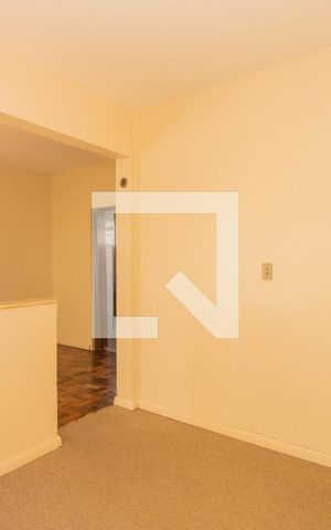 Apartamento à venda com 63m², 2 quartos e 1 vaga Apartamento à venda com 63m², 2 quartos e 1 vagaSala de Jantar