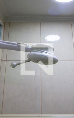 Casa à venda com 200m², 3 quartos e sem vaga Casa à venda com 200m², 3 quartos e sem vagaBanheiro Social 2