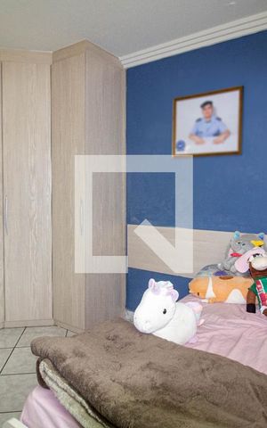 Casa à venda com 200m², 3 quartos e sem vaga Casa à venda com 200m², 3 quartos e sem vagaQuarto 2