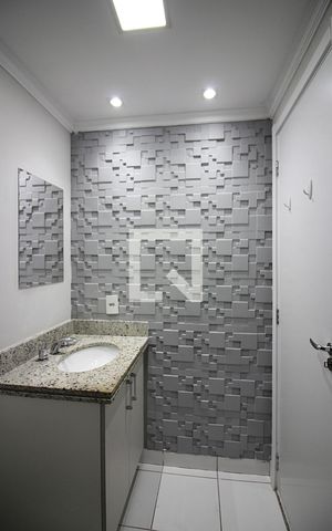 Apartamento à venda com 54m², 2 quartos e 1 vagaBanheiro Social