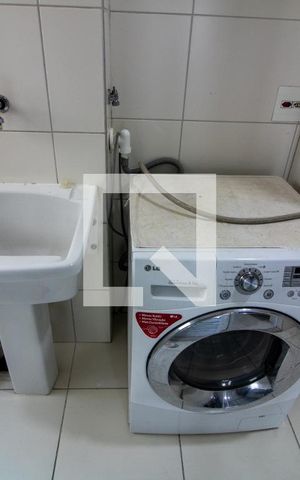 Apartamento à venda com 96m², 3 quartos e 2 vagas Apartamento à venda com 96m², 3 quartos e 2 vagasArea de Serviço