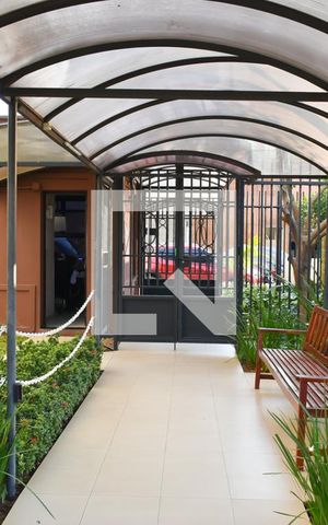 Apartamento à venda com 70m², 3 quartos e 1 vaga Apartamento à venda com 70m², 3 quartos e 1 vagaEntrada