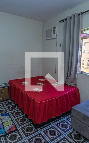 Casa à venda com 360m², 4 quartos e 4 vagas Casa à venda com 360m², 4 quartos e 4 vagasQuarto 1 / suite
