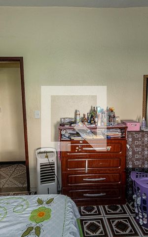 Casa à venda com 360m², 4 quartos e 4 vagas Casa à venda com 360m², 4 quartos e 4 vagasQuarto 2