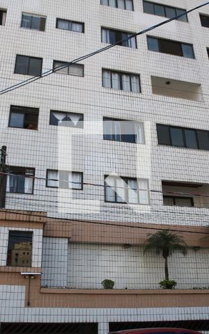 Apartamento para alugar com 90m², 2 quartos e 1 vagaFachada