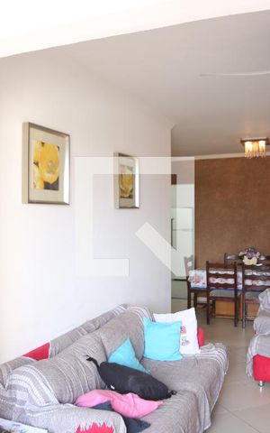 Apartamento para alugar com 90m², 2 quartos e 1 vagaSala