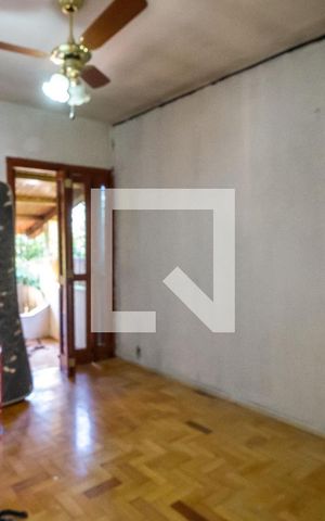 Casa à venda com 163m², 4 quartos e 1 vagaQuarto 1