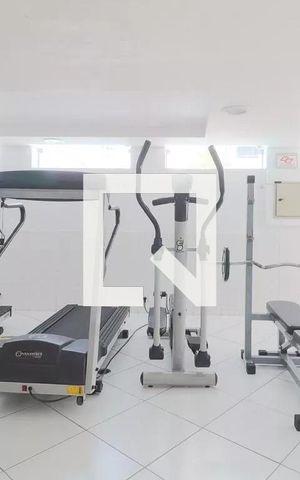 Apartamento à venda com 200m², 3 quartos e 3 vagas Apartamento à venda com 200m², 3 quartos e 3 vagasAcademia