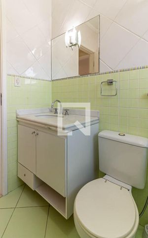 Casa à venda com 185m², 3 quartos e 3 vagas Casa à venda com 185m², 3 quartos e 3 vagasBanheiro 1