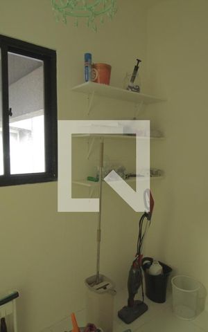 Apartamento para alugar com 650m², 3 quartos e 4 vagasQuarto de Serviço