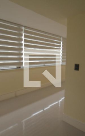 Apartamento para alugar com 650m², 3 quartos e 4 vagasEscritório 2