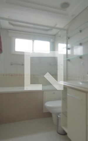 Apartamento para alugar com 650m², 3 quartos e 4 vagasBanheiro da Suíte 2