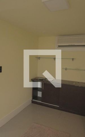 Apartamento para alugar com 650m², 3 quartos e 4 vagasEscritório 2