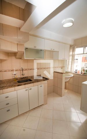 Apartamento à venda com 60m², 2 quartos e 2 vagas Apartamento à venda com 60m², 2 quartos e 2 vagasCozinha