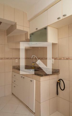 Apartamento à venda com 60m², 2 quartos e 2 vagas Apartamento à venda com 60m², 2 quartos e 2 vagasCozinha