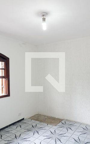 Casa à venda com 804m², 12 quartos e 3 vagas Casa à venda com 804m², 12 quartos e 3 vagasQuarto 4 Casa 1