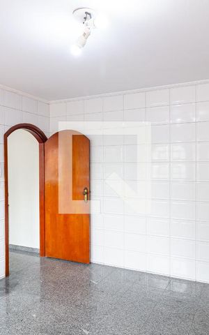 Casa à venda com 804m², 12 quartos e 3 vagas Casa à venda com 804m², 12 quartos e 3 vagasCozinha Casa 1