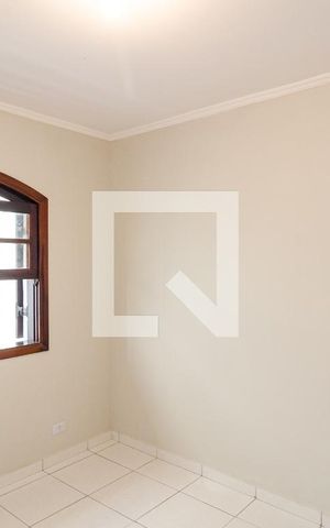 Casa à venda com 804m², 12 quartos e 3 vagas Casa à venda com 804m², 12 quartos e 3 vagasQuarto 1 Casa 2
