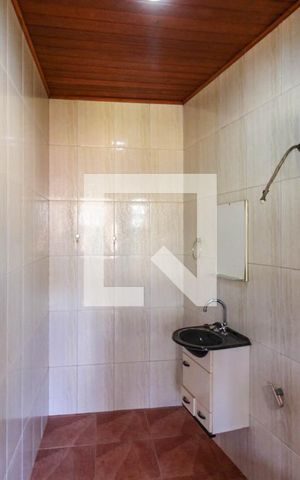 Casa à venda com 1000m², 2 quartos e sem vaga Casa à venda com 1000m², 2 quartos e sem vagaBanheiro Social