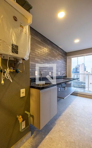 Apartamento à venda com 65m², 2 quartos e 1 vaga Apartamento à venda com 65m², 2 quartos e 1 vagaVaranda