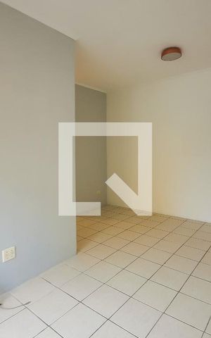 Apartamento para alugar com 55m², 2 quartos e 1 vaga Apartamento para alugar com 55m², 2 quartos e 1 vagaSala