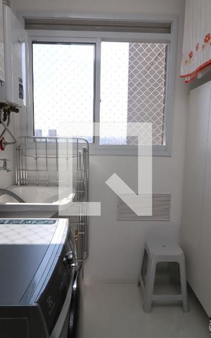 Apartamento à venda com 72m², 3 quartos e 1 vagaÁrea de Serviço