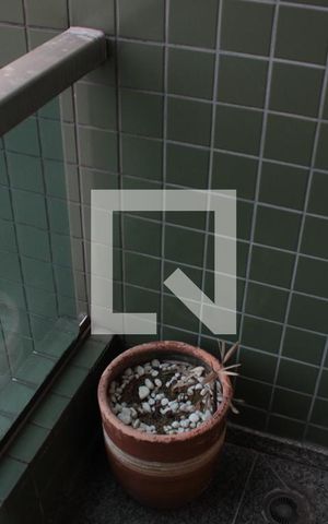 Apartamento à venda com 74m², 3 quartos e 2 vagasVaranda