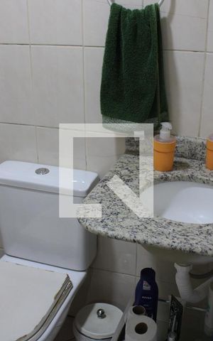 Apartamento à venda com 74m², 3 quartos e 2 vagasBanheiro da Suíte 2
