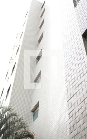 Apartamento à venda com 74m², 3 quartos e 2 vagasFachada do bloco