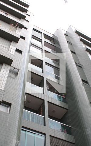 Apartamento à venda com 74m², 3 quartos e 2 vagasFachada do bloco