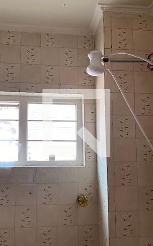 Apartamento para alugar com 130m², 2 quartos e sem vaga Apartamento para alugar com 130m², 2 quartos e sem vagaBanheiro da Suíte 1
