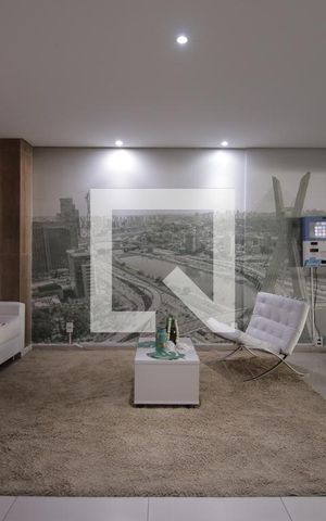 Apartamento à venda com 34m², 1 quarto e 1 vagaÁrea comum