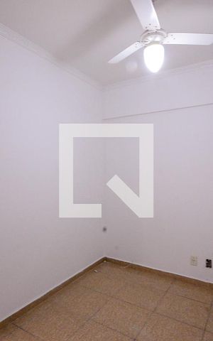 Apartamento à venda com 80m², 2 quartos e 2 vagas Apartamento à venda com 80m², 2 quartos e 2 vagasQuarto 1