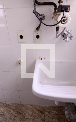 Apartamento à venda com 80m², 2 quartos e 2 vagas Apartamento à venda com 80m², 2 quartos e 2 vagasÁrea de Serviço