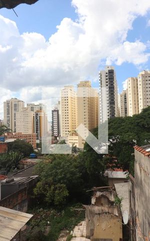 Casa à venda com 472m², 3 quartos e 3 vagasVista