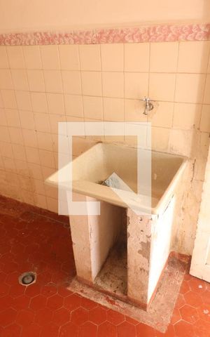 Casa à venda com 472m², 3 quartos e 3 vagasÁrea de Serviço