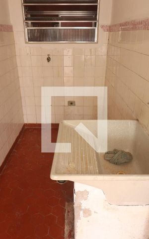 Casa à venda com 472m², 3 quartos e 3 vagasÁrea de Serviço