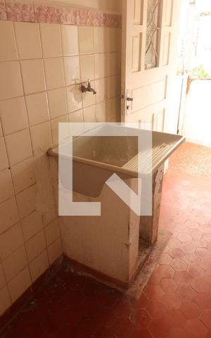 Casa à venda com 472m², 3 quartos e 3 vagasÁrea de Serviço