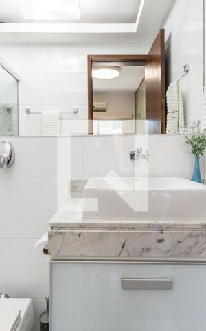 Apartamento à venda com 120m², 4 quartos e 2 vagasBanheiro da Suíte