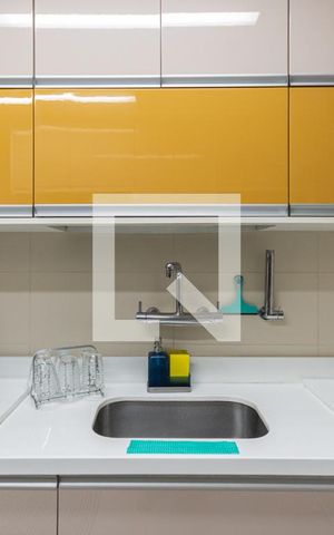 Apartamento à venda com 120m², 4 quartos e 2 vagasCozinha