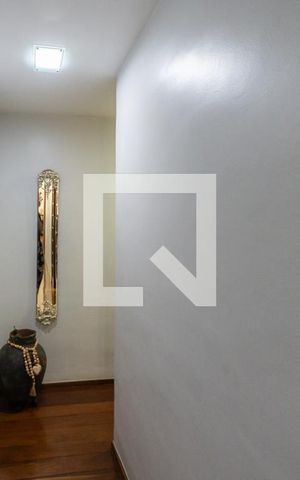 Apartamento à venda com 120m², 4 quartos e 2 vagasCorredor