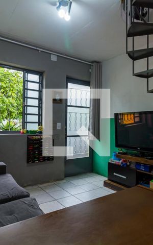 Casa de condomínio à venda com 67m², 1 quarto e sem vagaSala