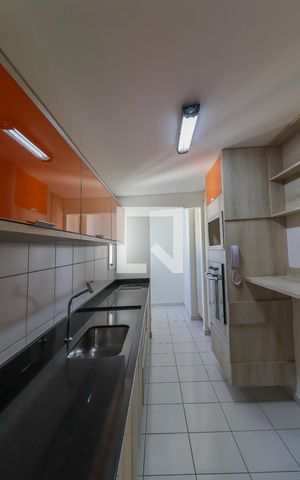 Apartamento para alugar com 78m², 2 quartos e 2 vagas Apartamento para alugar com 78m², 2 quartos e 2 vagasCozinha e Área de Serviço