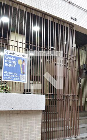 Apartamento à venda com 111m², 3 quartos e sem vagaPlaquinha