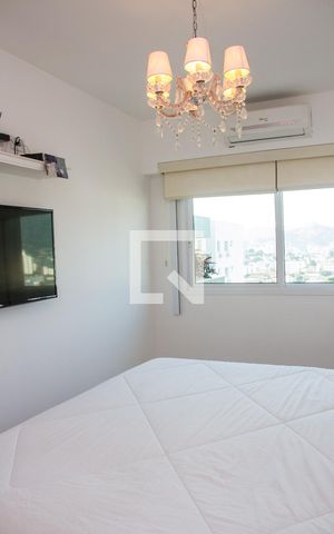 Apartamento à venda com 90m², 3 quartos e 1 vagaSuíte